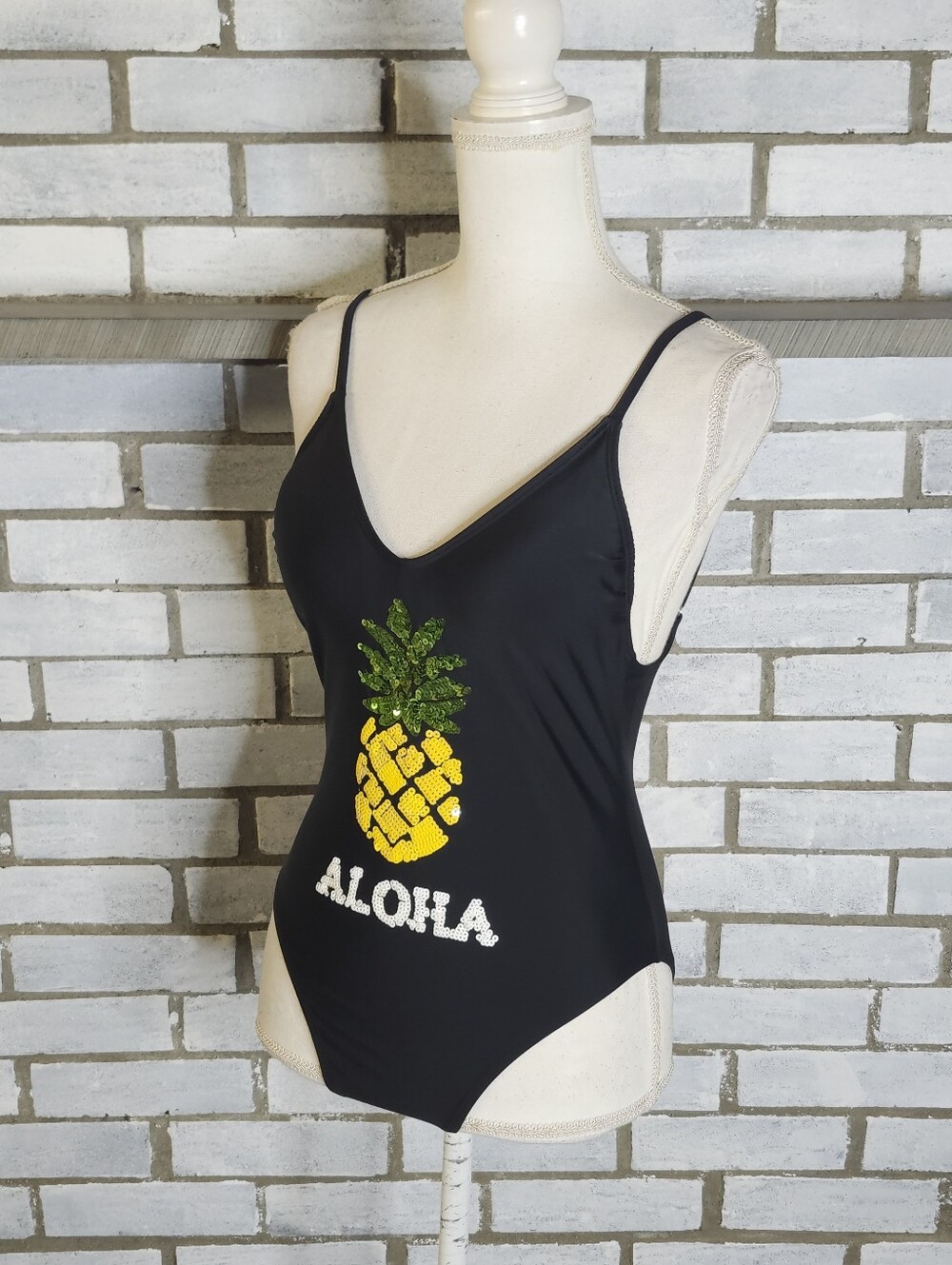 • Xhilaration Women's Sequin Pineapple Scoop Back Black One Piece Swimsuit Sz M